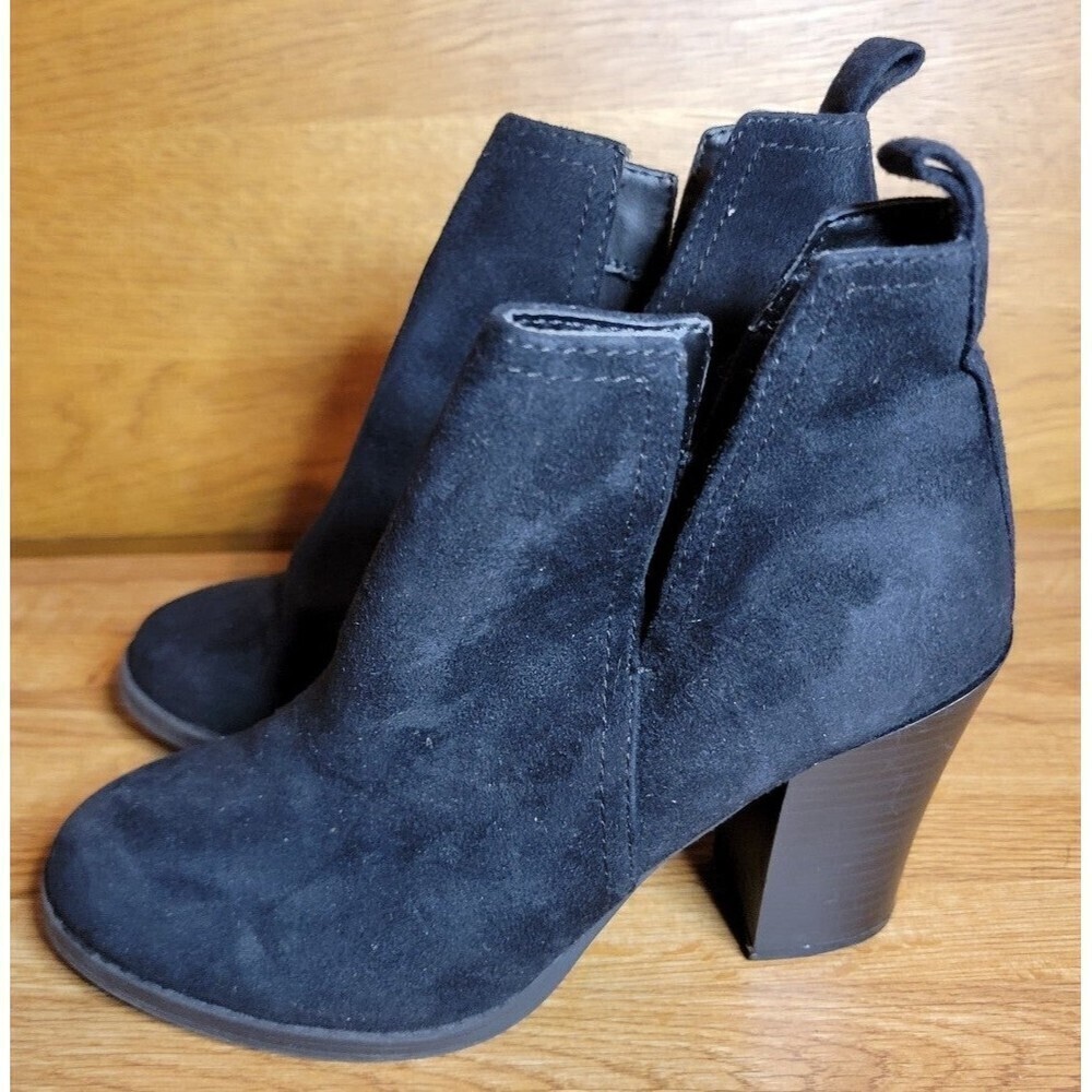 Charlotte Russe Cassidy Slip On Ankle Boots - Picture 3 of 11